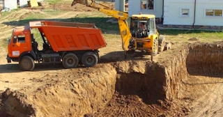 Разработка котлована Лыткарино стоимость за от 570 руб. м3 - заказать работы по копке и рытью котлованов | траншей
